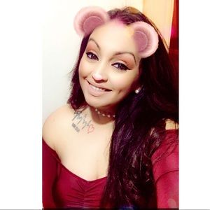 Meet your Posher, Cynthia